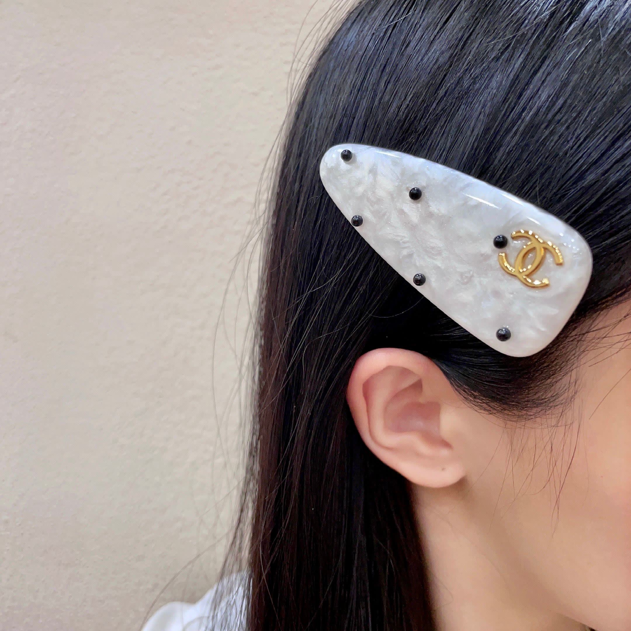 Chanel White Pearl Hair Clip with Gold CC Logo